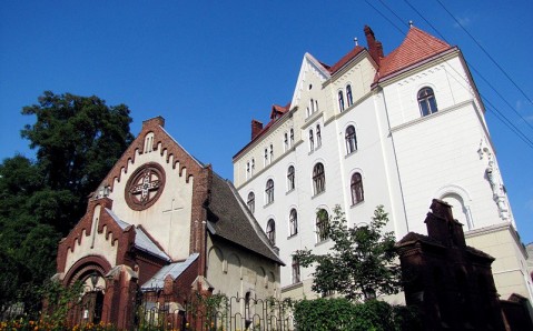 Iglesia de Juan el Bautista (Museo de los monumentos más antiguos de Lviv)